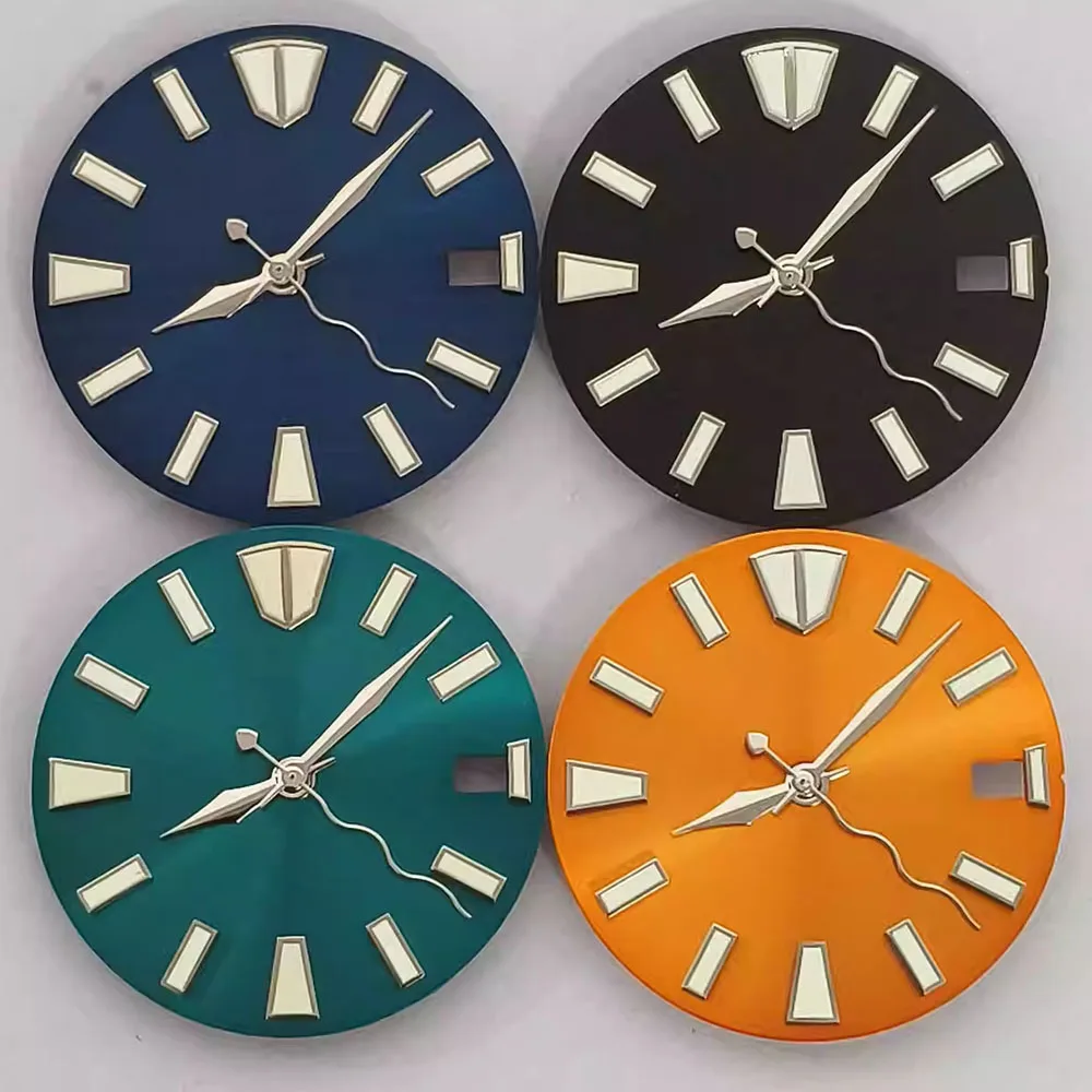 

28.5mm Watch Dial, Sunburst Green Luminous Watch Face With Pointer for NH35 NH36 NH70 Movement Single Calendar Dial NH35 Hands