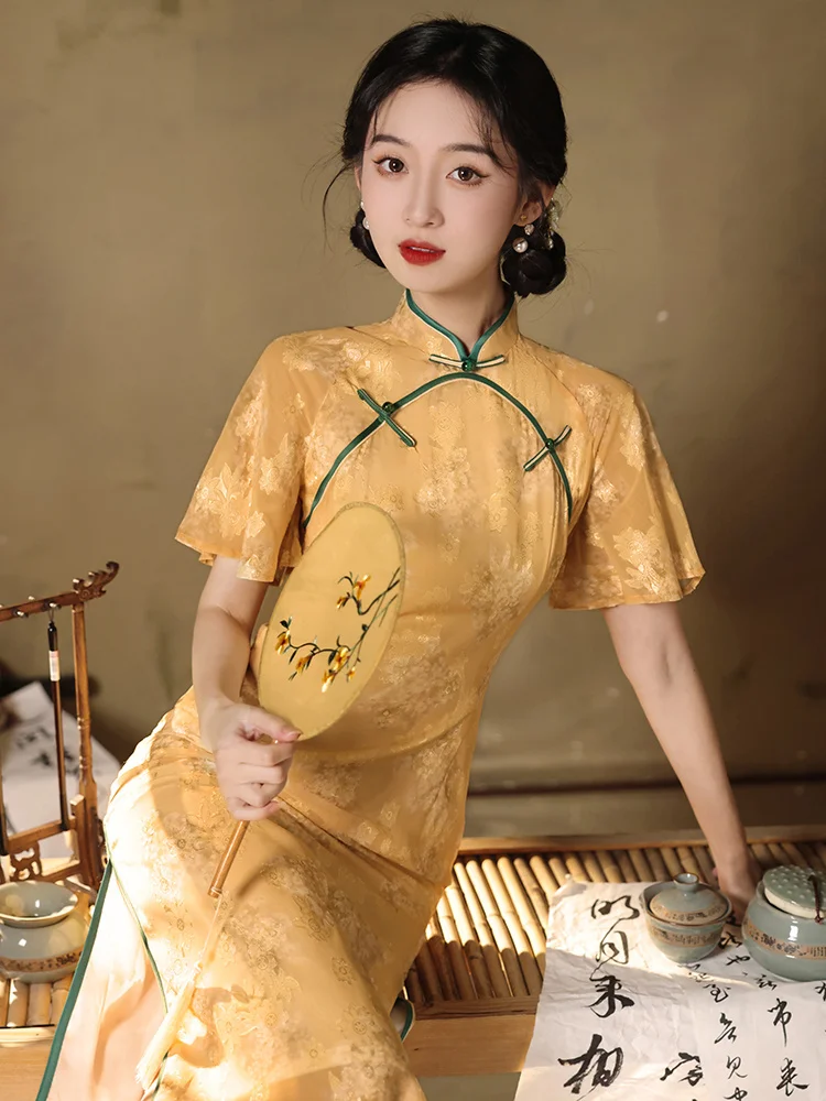 

Длинное желтое ципао для молодых женщин, с круглым вырезом, на каждый день, удобное, из полиэстеровой ткани.