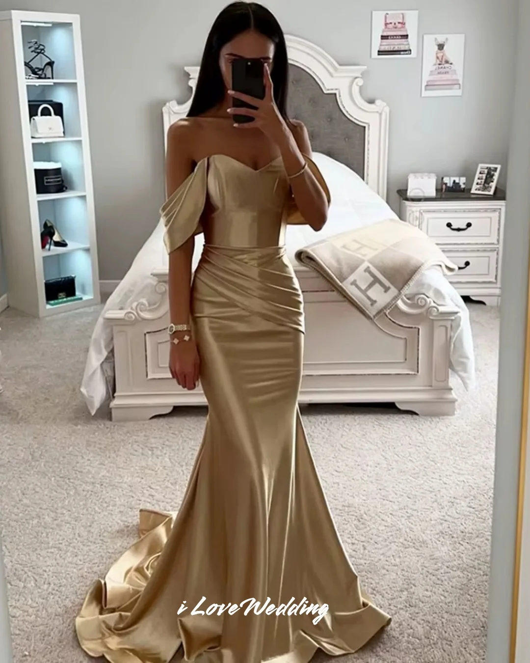 

Champagne Off Shouler Evening Dress 2025 Satin V-Neck Mermaid Pleated Sweep Train Floor-Length Wedding Party Dresses Customized