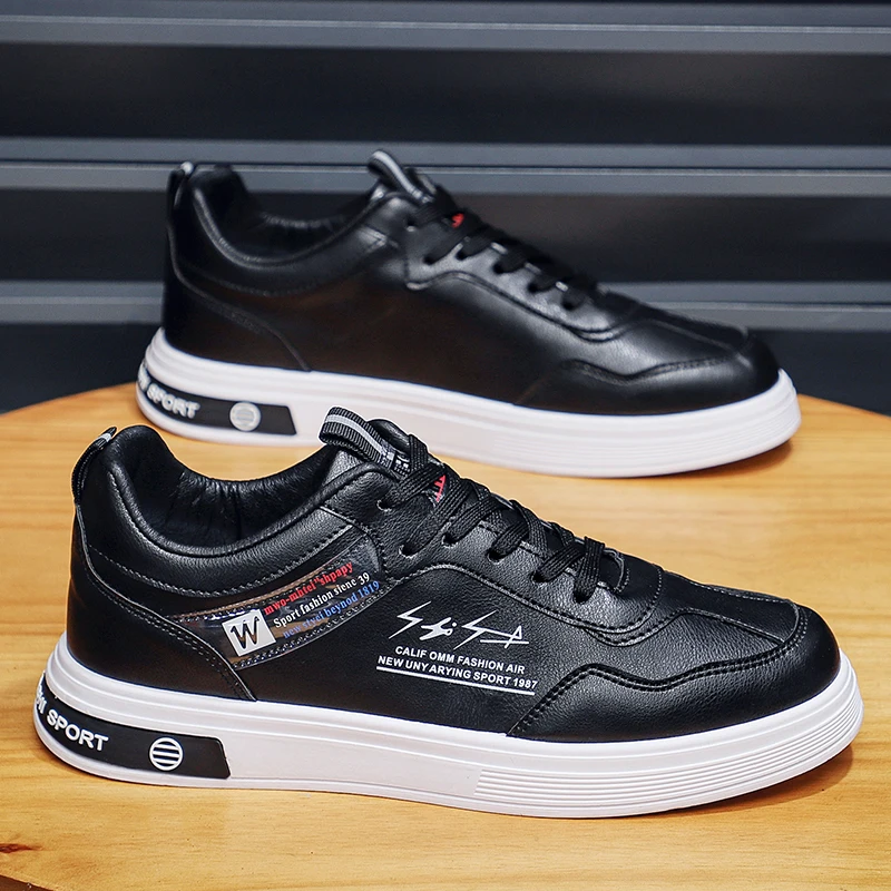 

Новые белые кожаные туфли для мужчин, модные удобные дышащие кроссовки на мягкой подошве, уличные мужские дизайнерские туфли на плоской подошве, 2026