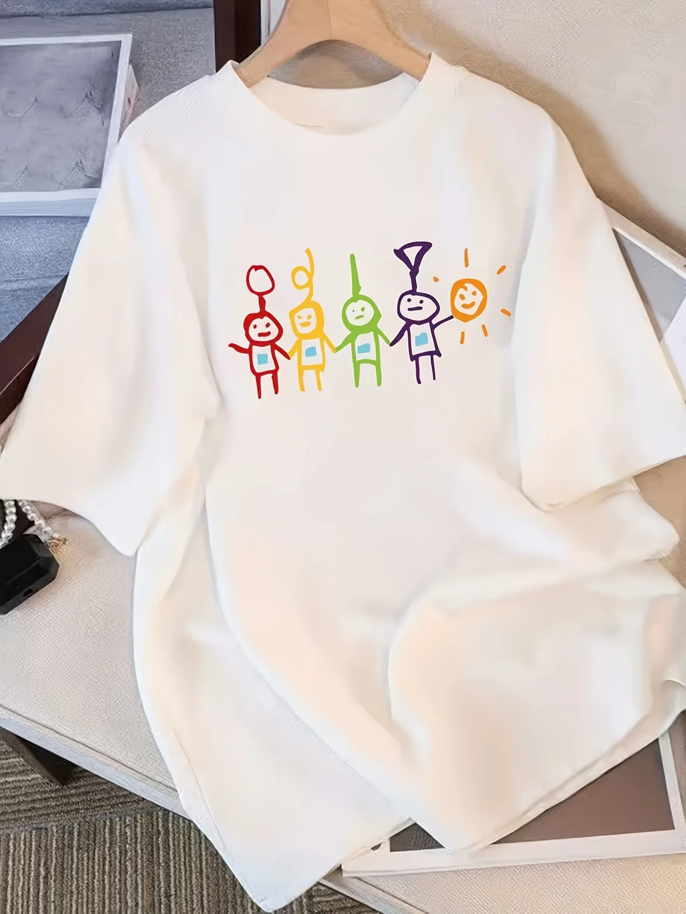 Four Colored Antenna Figurines Sun T-shirt Women's Round Neck Slimming Top Casual Base Shirt for Commuting and Going Out