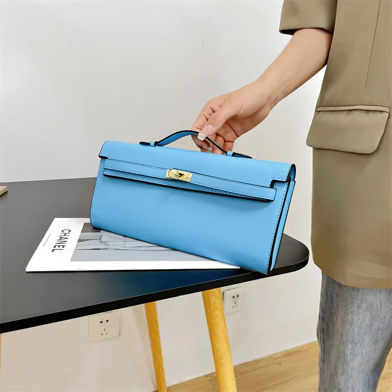 

High-Quality Leather Shoulder Bag By Famous Designer - Women's Handbag Crossbody Style Popular Classic Elegant