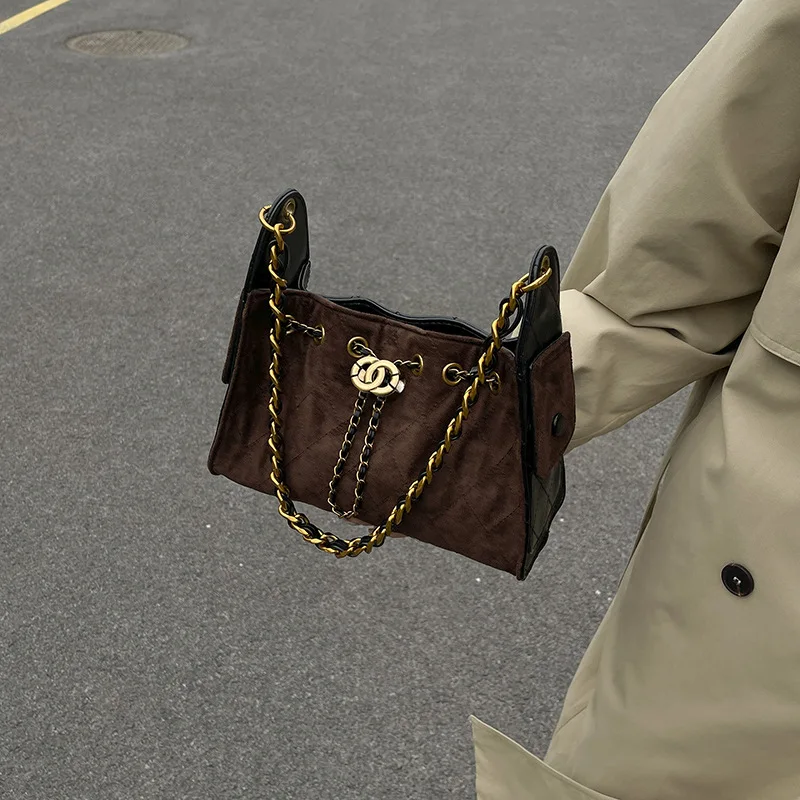 

2025 Spacious Shoulder Bag, Casual Crossbody Purse for Women Daily Commuter Tote Minimalist Day-to-Night Bag Versatile Sling Bag