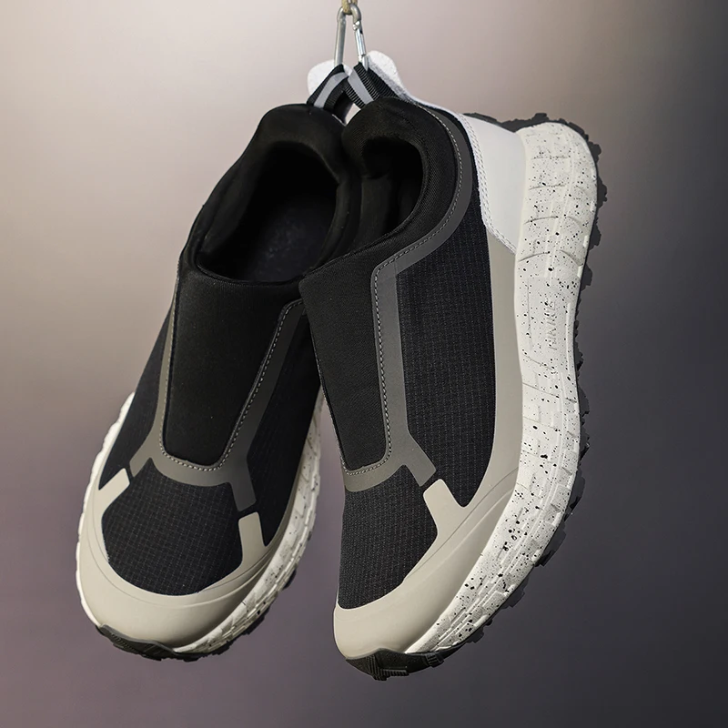 

Personalized trendy sports shoes, unique design, show style