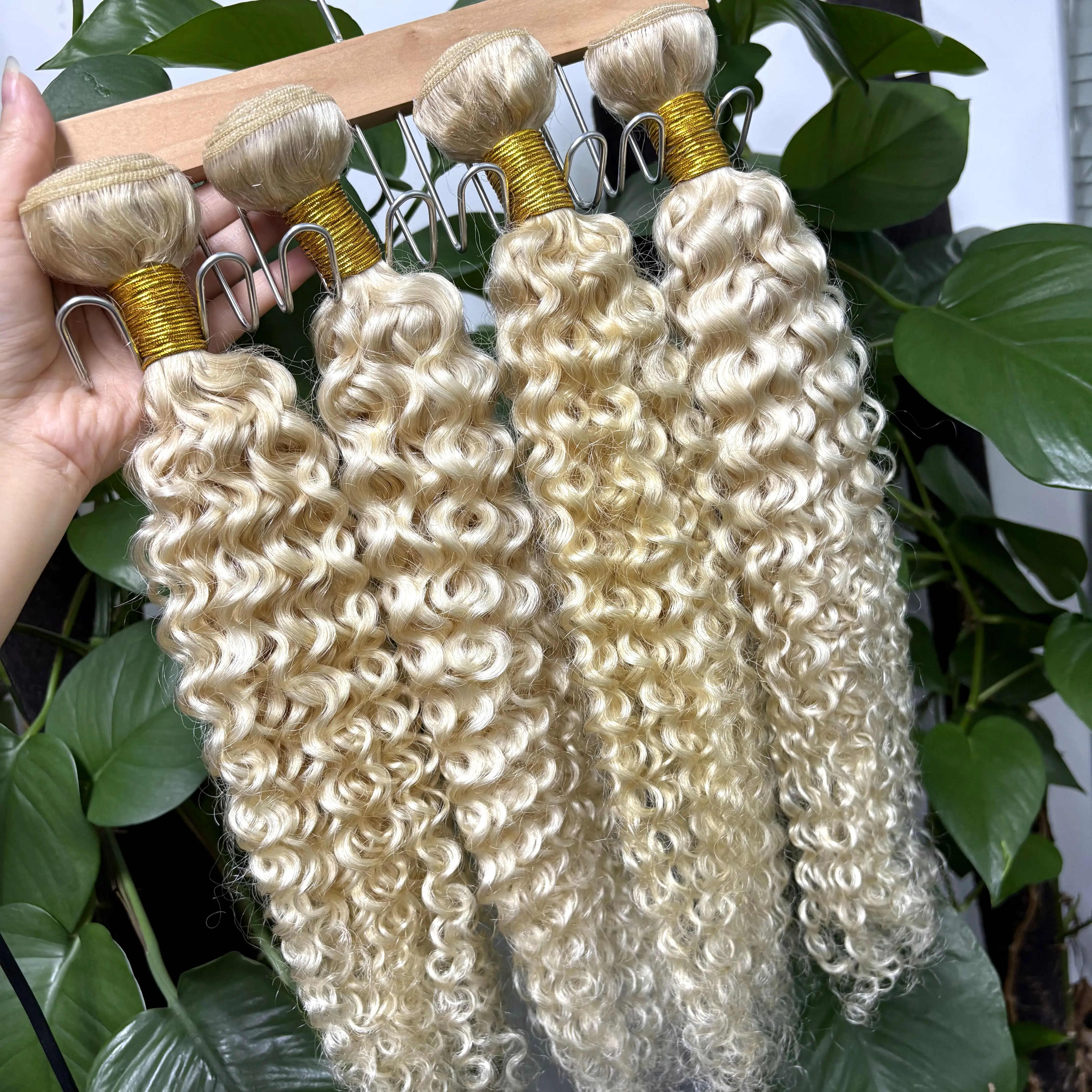 24 26 インチ 613 #   ブロンドジェリーカール人毛束12Aブラジリアンレミーロウディープウェーブカール人毛エクステ女性用
