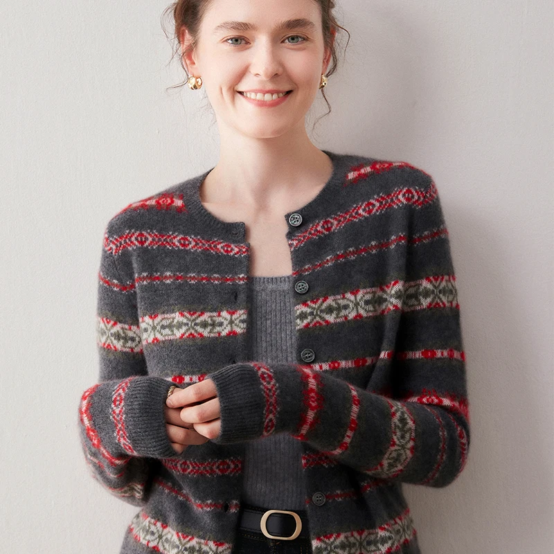 100% pure Cashmere knitted cardigan women's O-neck sweater in autumn and winter color blocked short sleeved jacket sweater hot