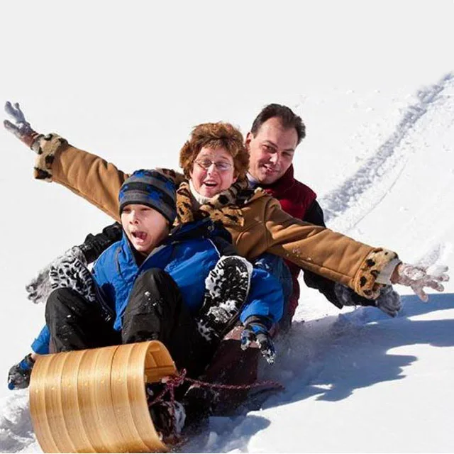 Traditional 6ft Wooden Toboggan Sled Classic Winter Snow Sledge Heavy Duty Downhill Sliding Board for Family Adults Kids