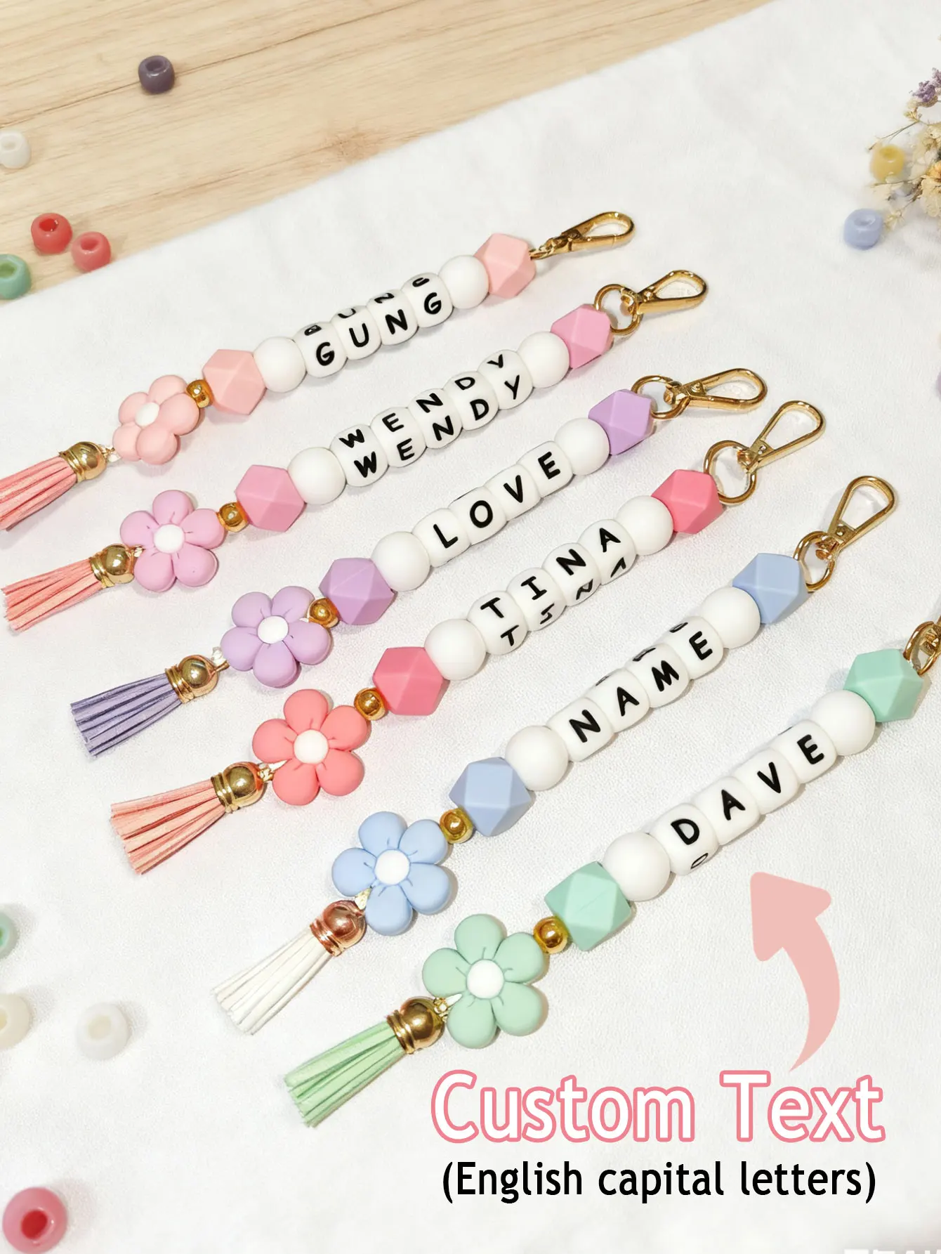 1 Piece of Personalized Colorful Flower Bag Charm, Tassel Pendant, Customizable Name, Valentine's Day Gift for Girls.