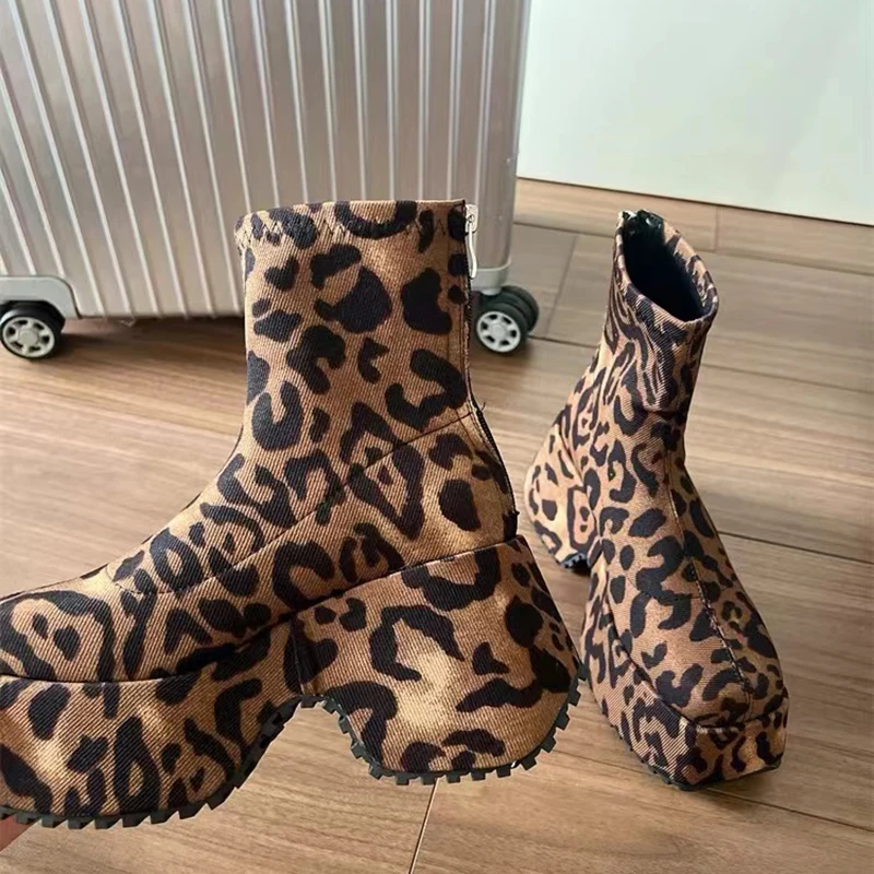 Round head Ankle Boots Fashion Boots Sexy Platform Print Leopard New Mid Heel Ankle Boot women Vintage Casual Ladies Riding Boot