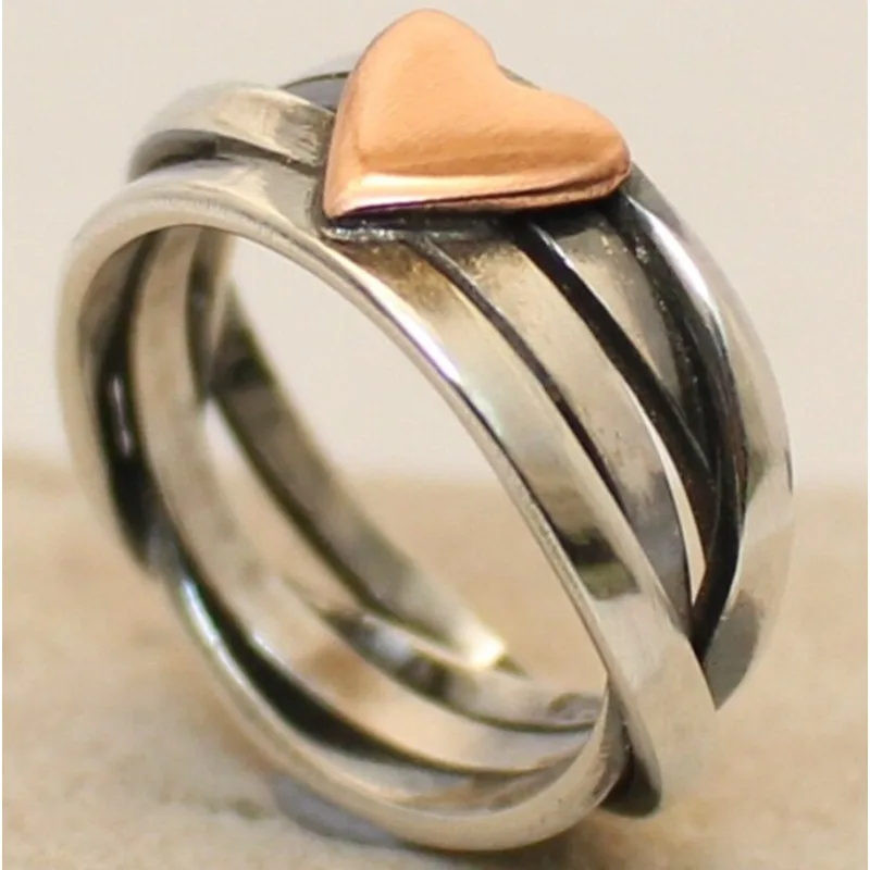 

Vintage Silver Color Rings for Women Trendy Inlaid with Heart Round Personalized Creativity Party Rings Jewelry