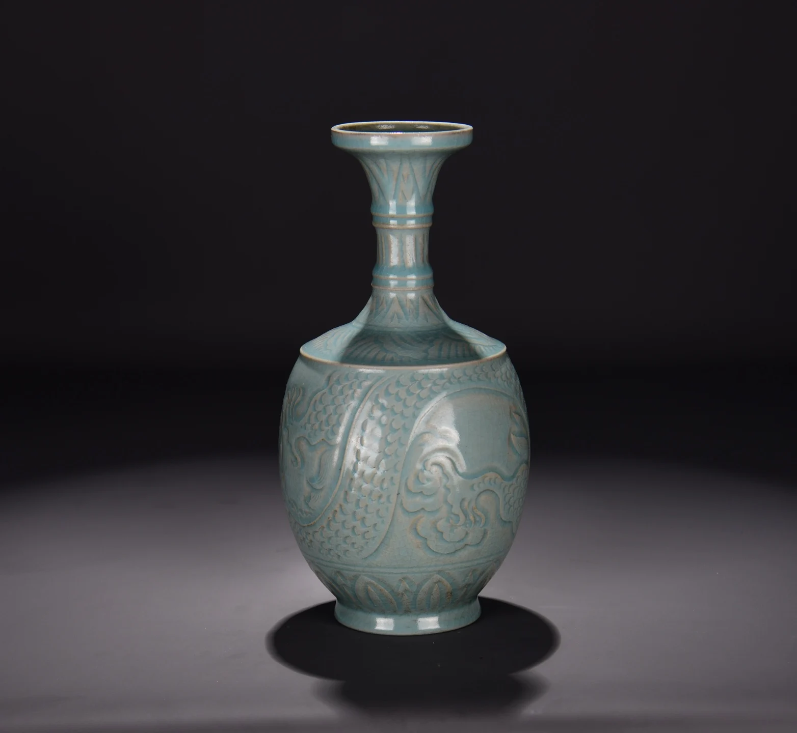 Antique Collection  Northern Song Ru Kiln Celadon Vase with Carved Dragon Pattern, Long Neck and Dish Mouth porcelain vase