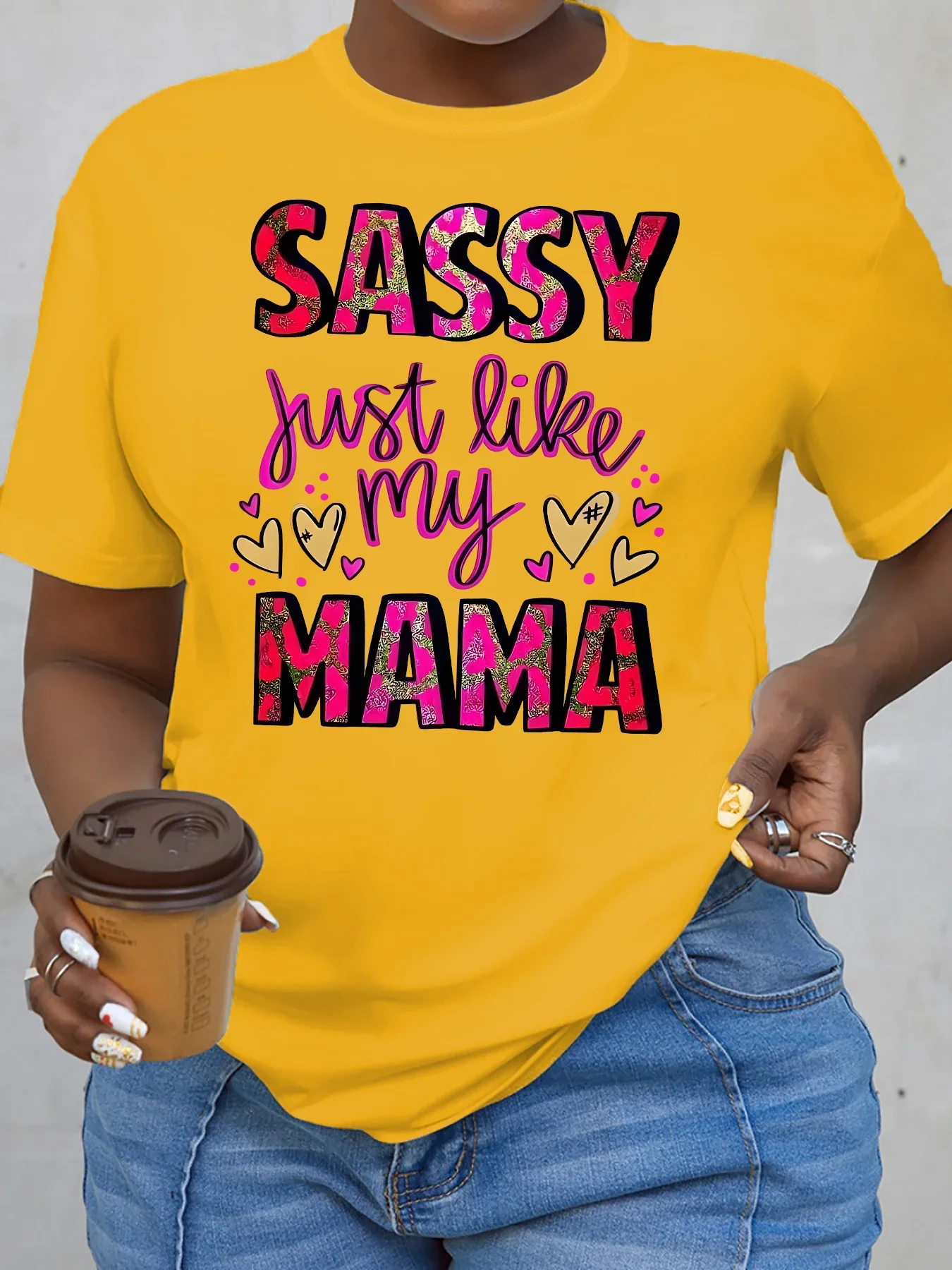 Ropa de talla grande para mujer, camisetas informales de verano con cuello redondo y mangas cortas estampadas SASSY MAMA con escritura alfabética, camisetas de talla grande