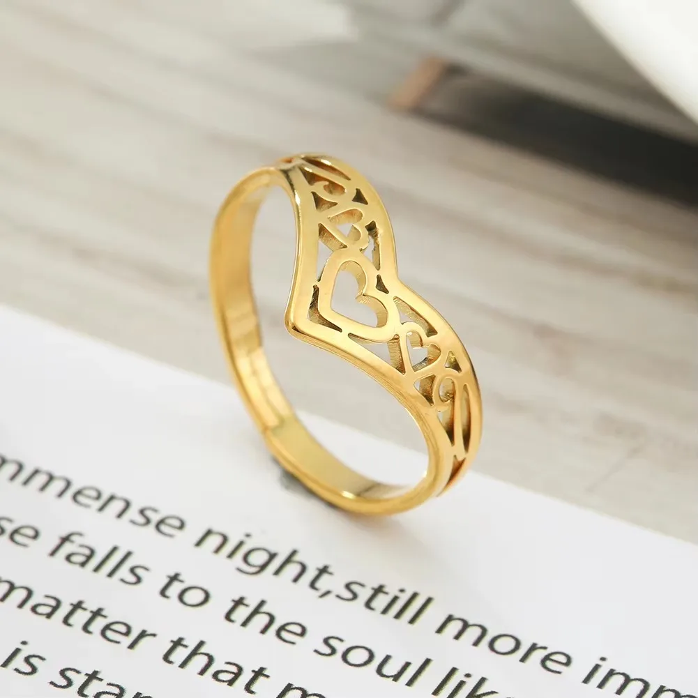 Cazador Ästhetische Hohle Herzen Ringe für Frauen Mädchen Einstellbare Gold Farbe Edelstahl Finger Ring Schmuck Hochzeit Geschenke