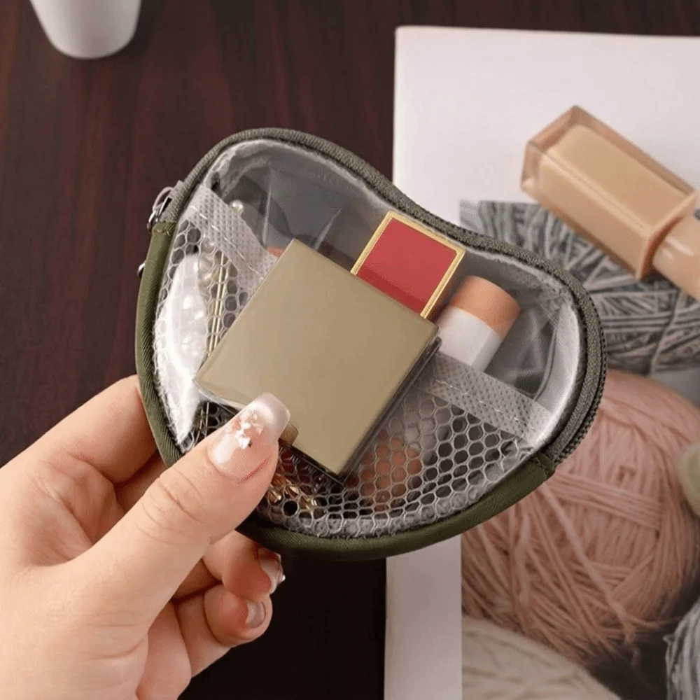 PVC Material Transparent Storage Bag Heart Shape Zipper Waterproof Toiletry Bag Cosmetic Bag Hard Shell Makeup Bag Organizer
