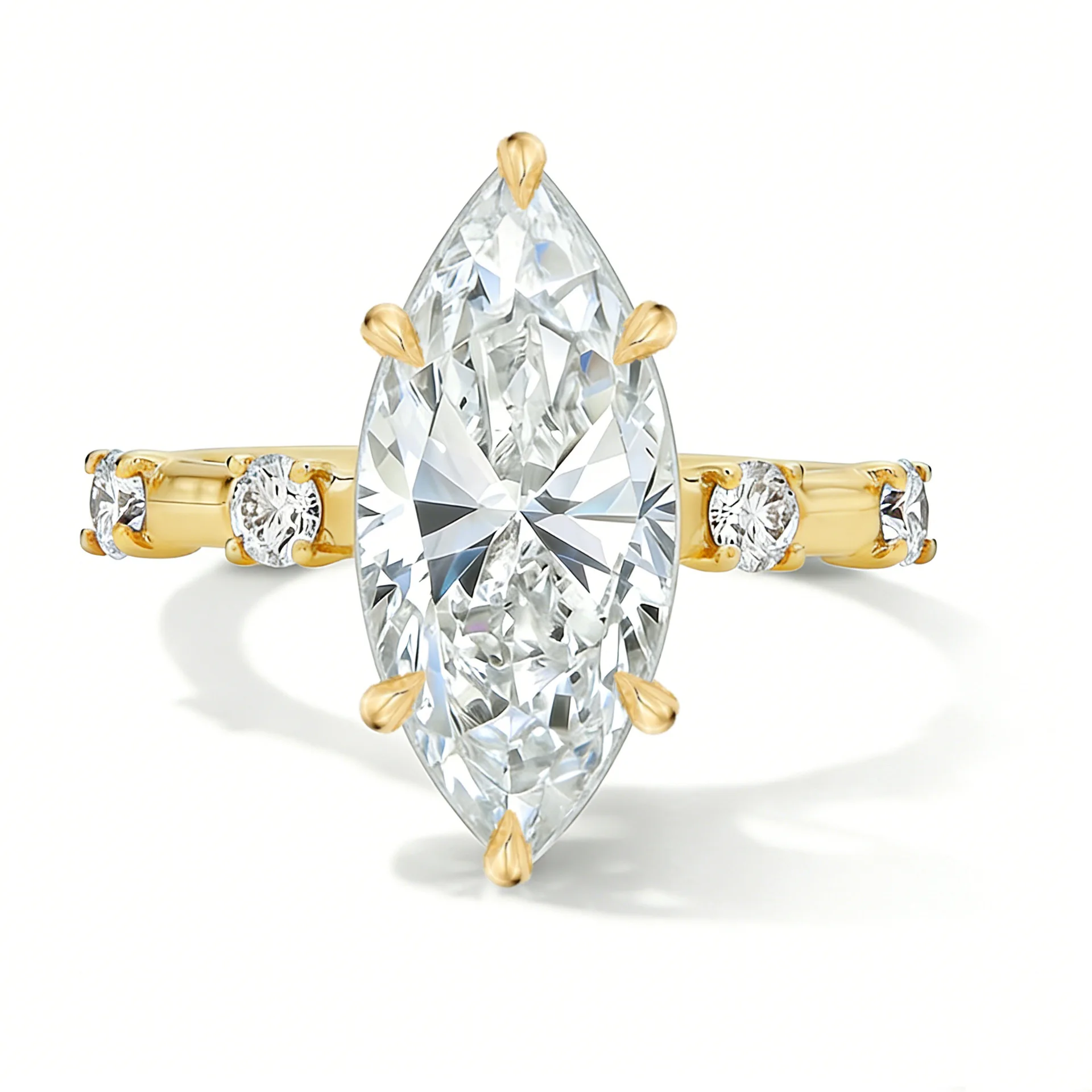 خاتم مخصص من الفضة الإسترلينية - مراجعة Moissanite Ring وسعره