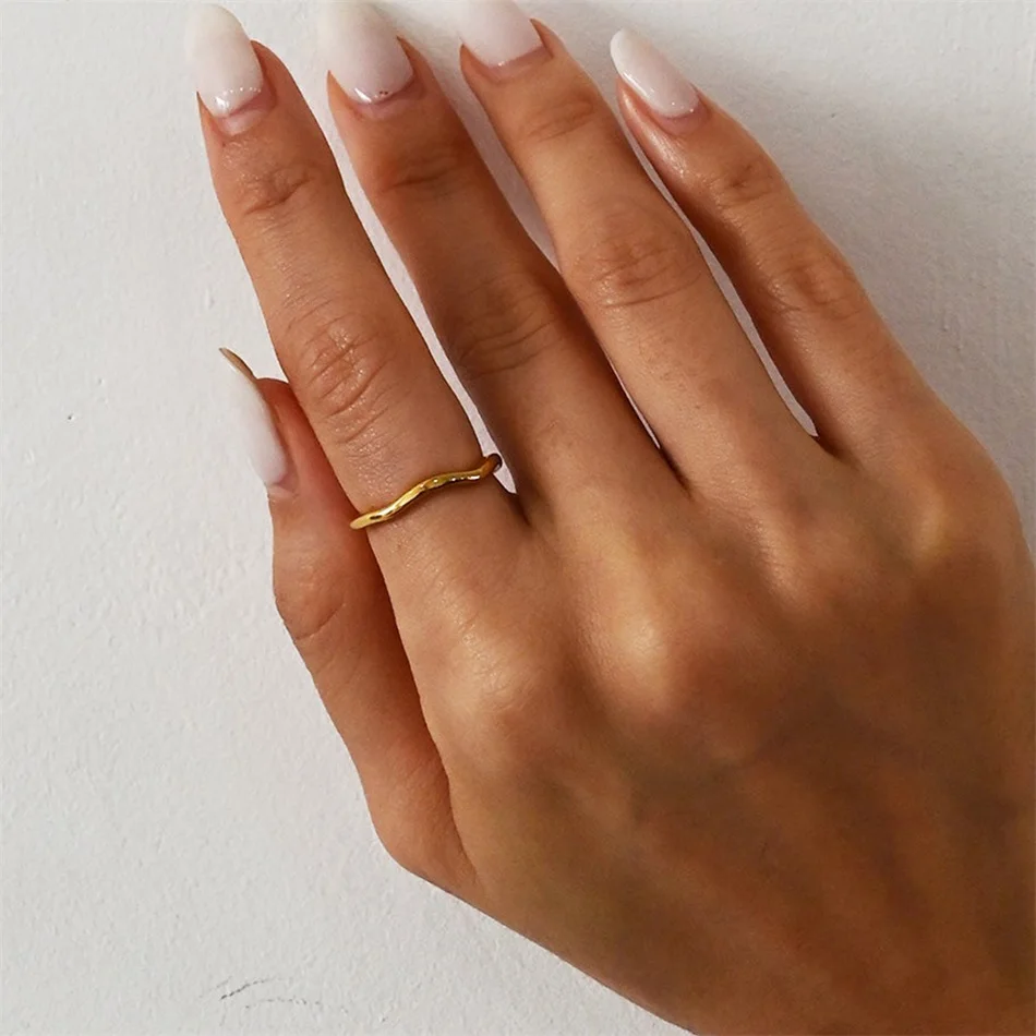 EMANCO Goldfarbene / Silberfarbene Unregelmäßige Wellenringe Trendiger Einfacher Geometrischer Handgefertigter Schmuck für Frauen und Paare – Detail 6