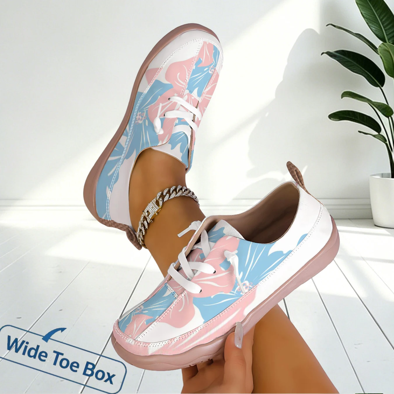Sneaker Care For Canvas Fabrics - Sepatu kets wanita dengan motif bunga,