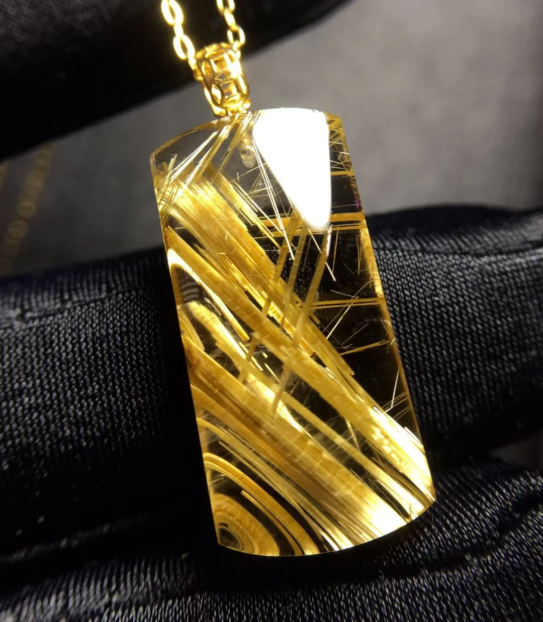 Natural Gold Rutilated Quartz Pendant Rectangle Jewelry 25.6*12*7.2mm Cat Eye Water Drop Oval Men Women Brazil AAAAAAA