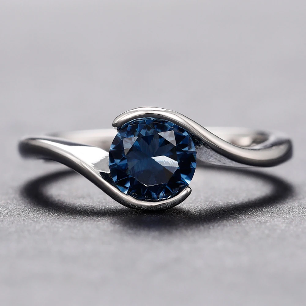 Huitan Luxury Blue Cubic Zirconia Engagement Proposal Rings for Lover Temperament Women Jewelry High Quality Silver Color Rings