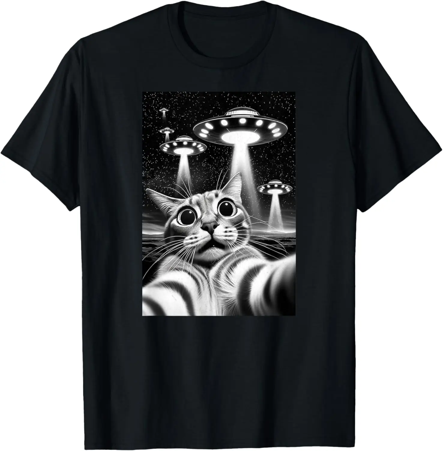 Cat UFO | Funny Invasion Meme Retro Alien Cat UFO Selfie T-Shirt