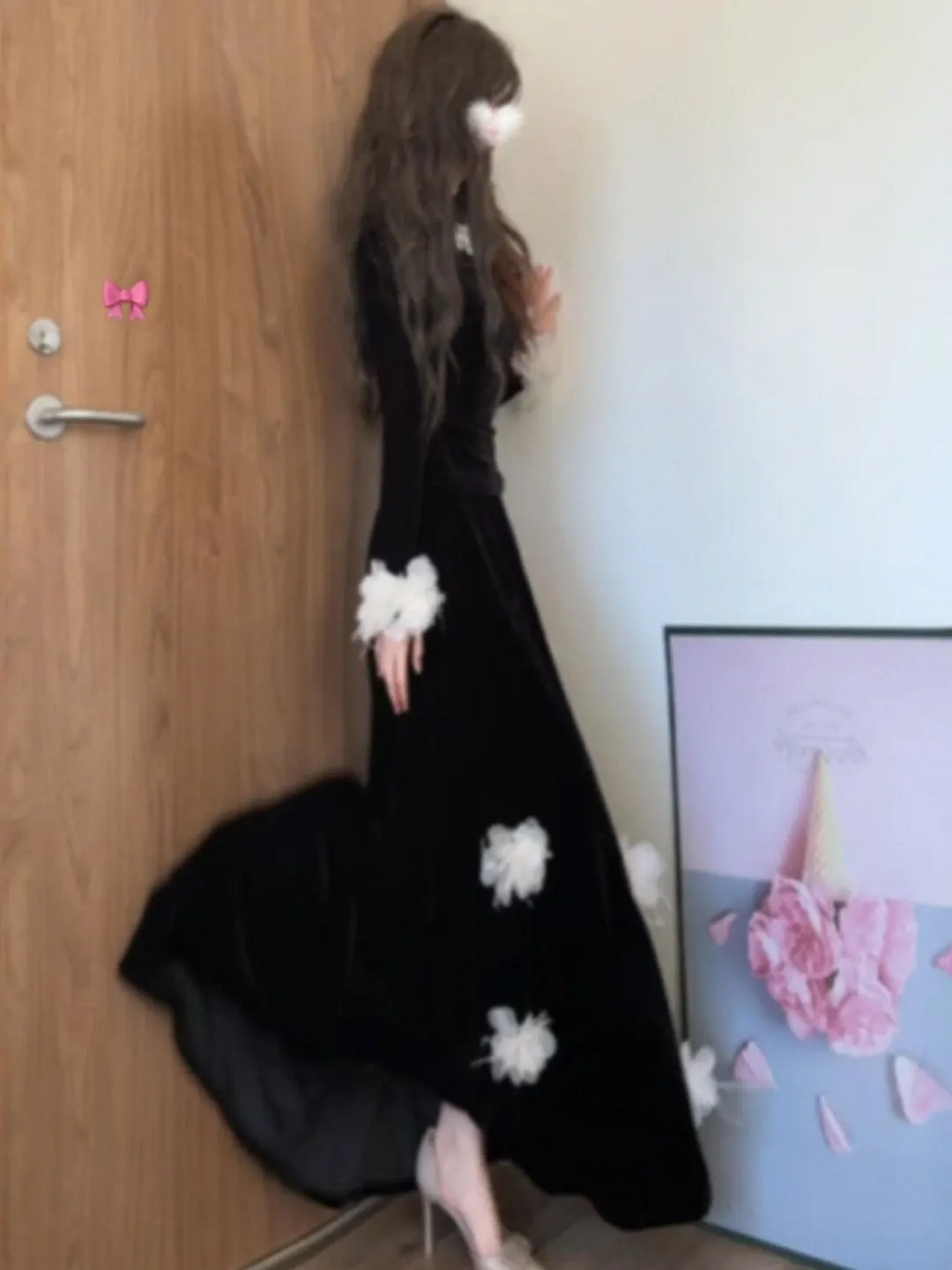 

Hebden Style Velvet Top Skirt Two-Piece Set Elegant Spring Fashion Women's Comfortable Long Sleeve round Neck T-Shirt Set