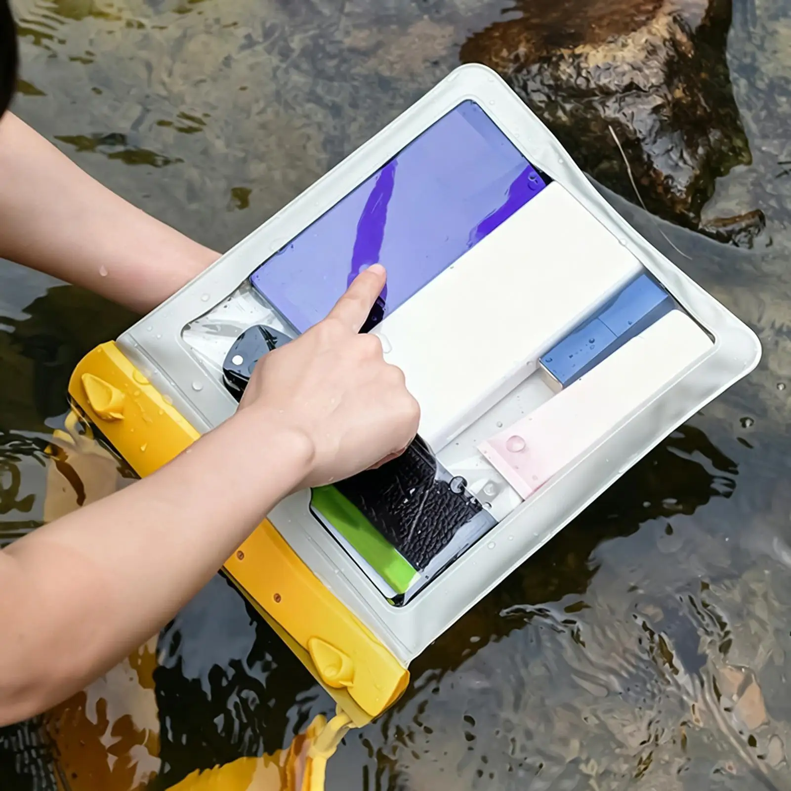 Waterproof Cell Phone Pouch Touchscreen Large Shoulder Bag Underwater Phone Bag For Cruise Travel Pool Rafting Diving Snorkeling