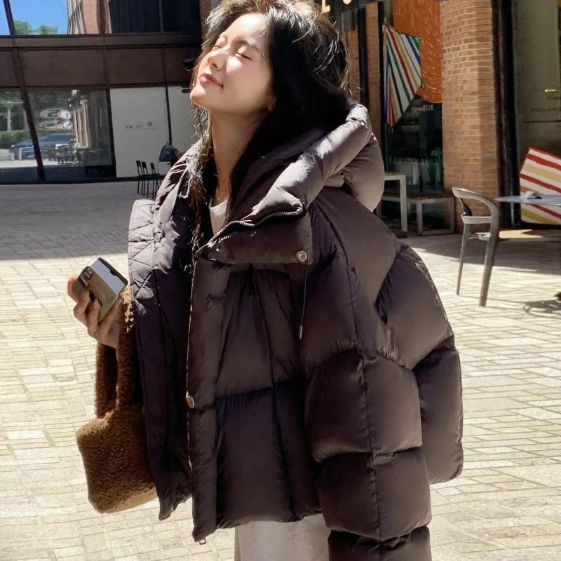 سترة نسائية شتوية جديدة لعام 2025 سترة نسائية قصيرة فضفاضة وسميكة النسخة الكورية سترة الخبز معطف بلون واحد #2