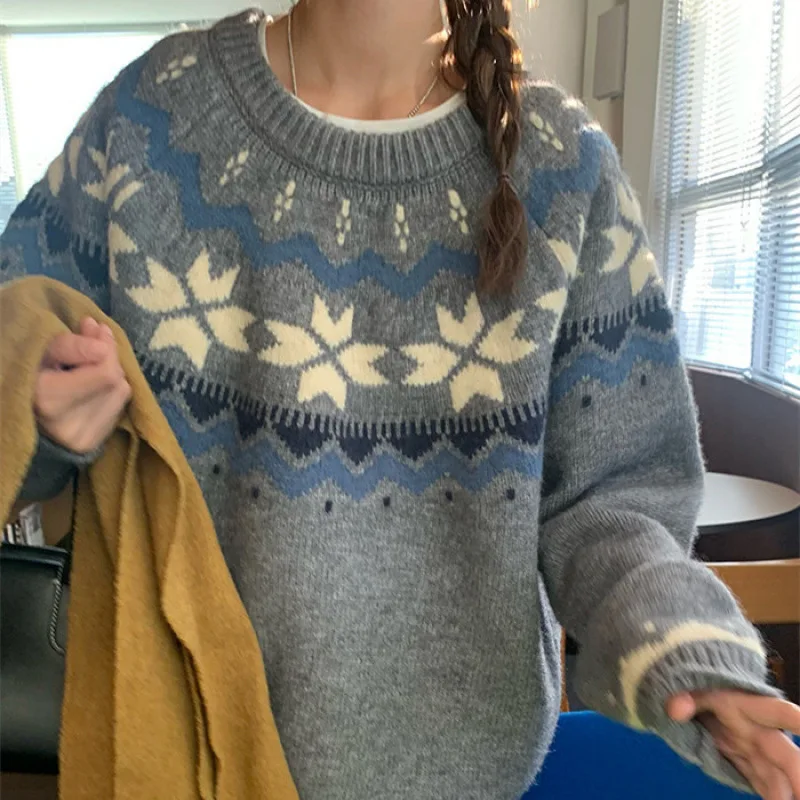 Ropa de mujer suéter con capucha Otoño e Invierno tejidos nuevos Tops mangas largas moda capa Base para mantener el calor