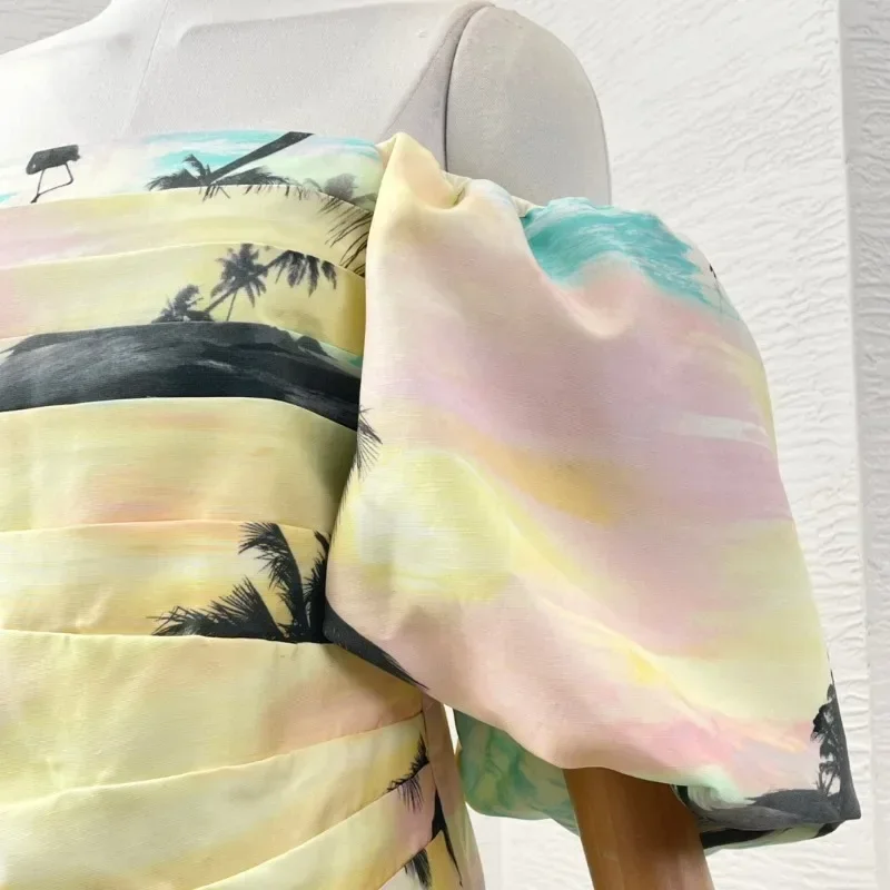 Mini vestidos amarillos de manga corta con estampado de puesta de sol y hombros descubiertos para vacaciones de alta calidad 2025