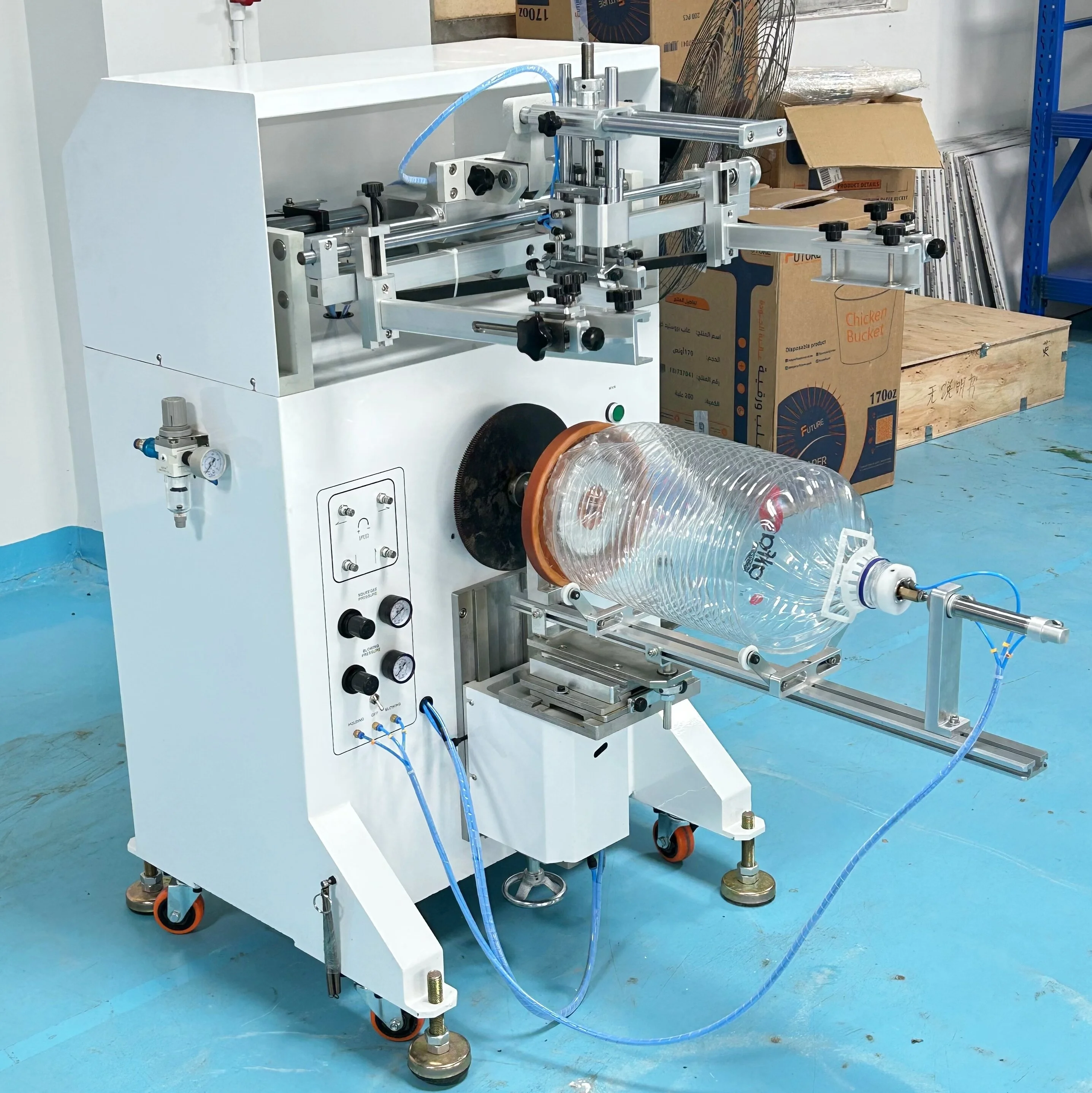 

Pneumatic Vertical Curved Surface Semi-automatic 1-color Cup Screen Printing Machine For Plastic Cups And Glass Bottles Printing