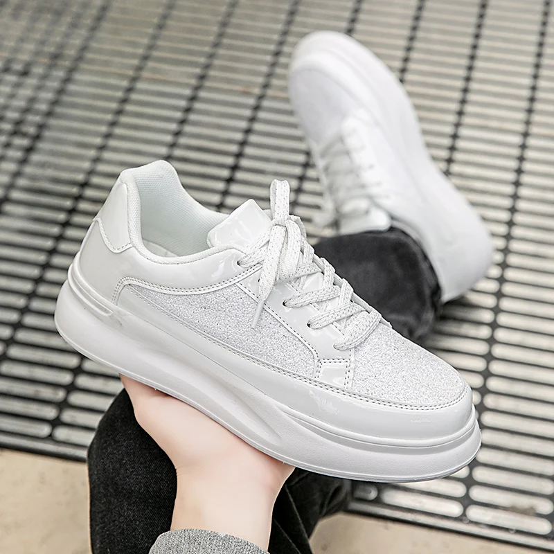 

YRZL Men Platform Vulcanized Shoes New Fashion Increased Thick Sole Breathable Casual Wear Resistant Casual Sports Shoes for Men