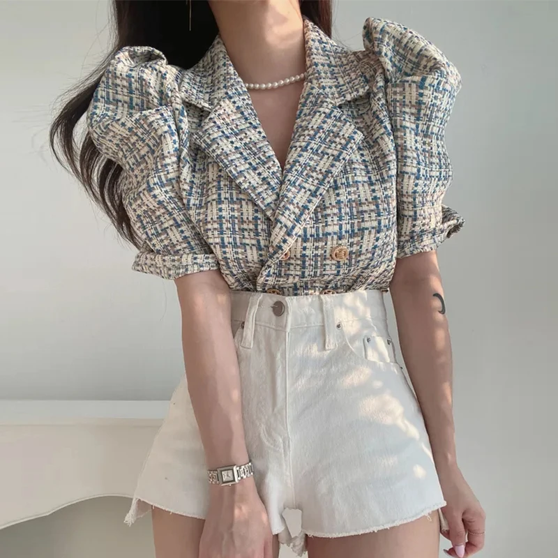 Chic Summer Vintage Small Fragrance Style Checkered Bubble Sleeve Short Coat Women's Fashion Loose Fit Single Button Closure