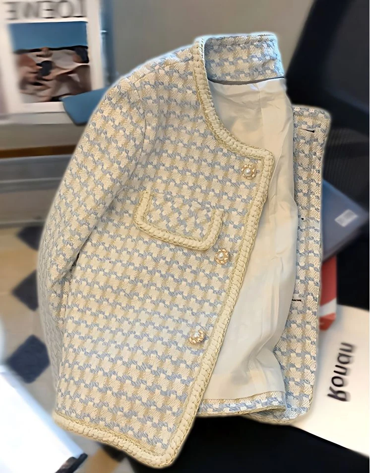 

2024 Women Autumn Winter New Short Button Jackets Female Single Breasted Crop Coats Ladies Streetwear Tweed Overcoats R765