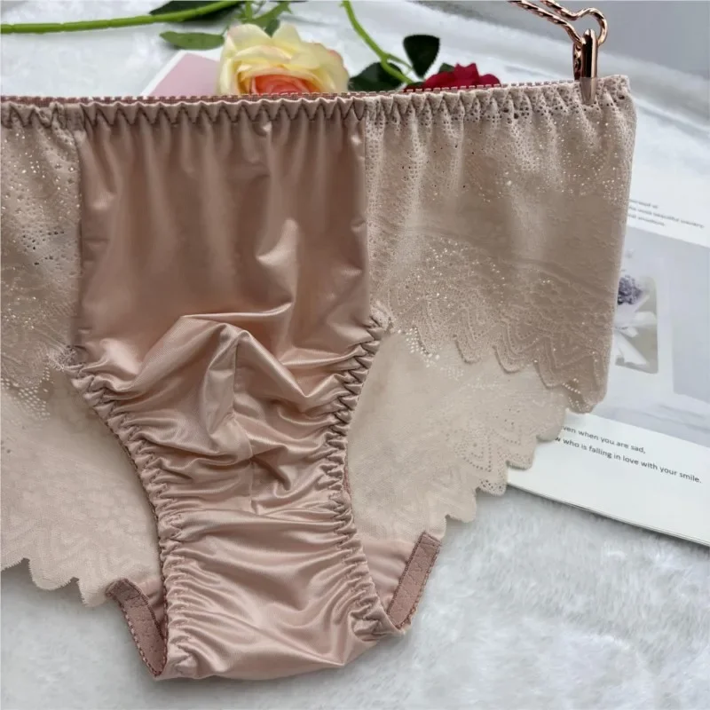Man Sexy Briefs Silky Jacquard Soft Elastic Close‑Fitting Panties Comfortable Daily Wear Crossdressing LGBT Underwear