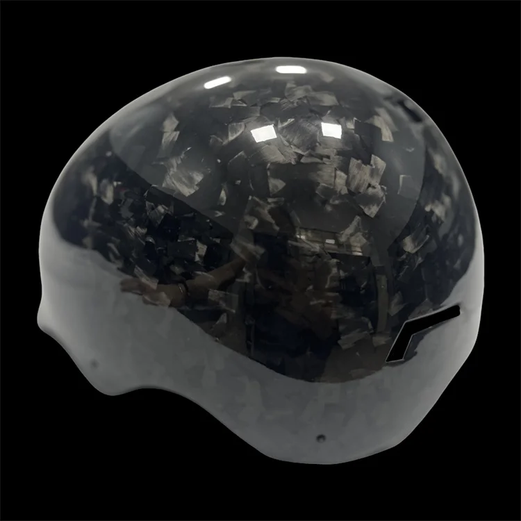 Casco modular multiusos de fibra de carbono, diseño de cara completa intercambiable, color personalizable para ciclismo multideportivo.