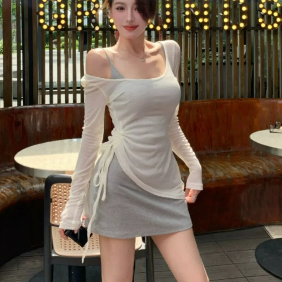 Early Autumn White Thin Pure Desire Spicy Girl Style U-Neck Long Sleeve Women's T-Shirt Uneven Fit Outer Sun Protection Draws...