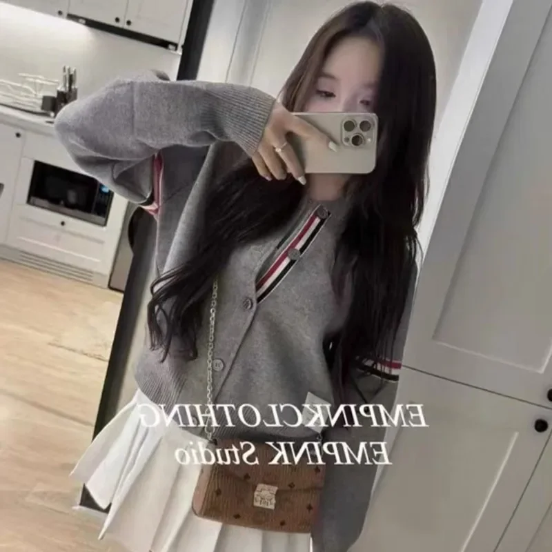 Luxury Brand Golf Sweater Women Golf Wear 2024 Autumn New Two Piece Set High Quality Golf Suits Women Golf Clothes Golf Skirt