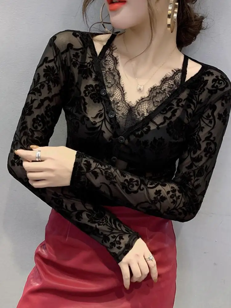 

See-through V-neck Long-sleeved Lace Shirt Women in Early Autum Sexy Style Slim Fit Top Flocked Printed Mesh T-shirt XQ228