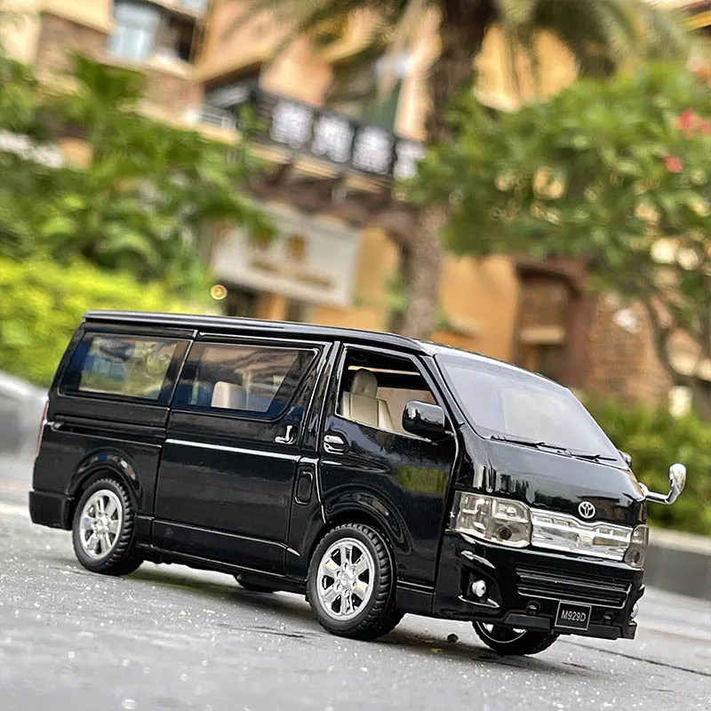 1:32 HIACE VAN Alloy Luxury MPV Car Model Simulation Diecast Metal Commercial Vehicle Car Model Sound Light Collection Kids Gift