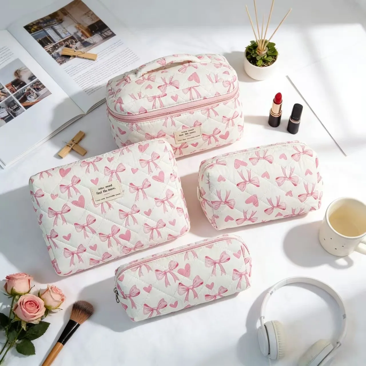 

4pcs Cute Quilted Cotton Makeup Bag Women Zipper Cosmetic Organizer Cloth Handbag Box Shape Portable Toiletry Case for Girls