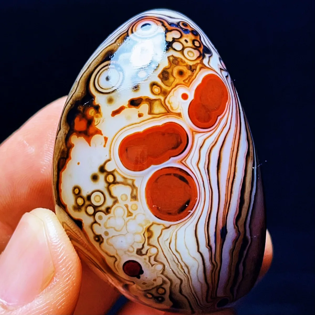 Banded Agate Chalcedony Beauty, Stripe Pattern, Polished Tumbled, Desk Decor, Natural Stone, Crystal Collection, Table Display