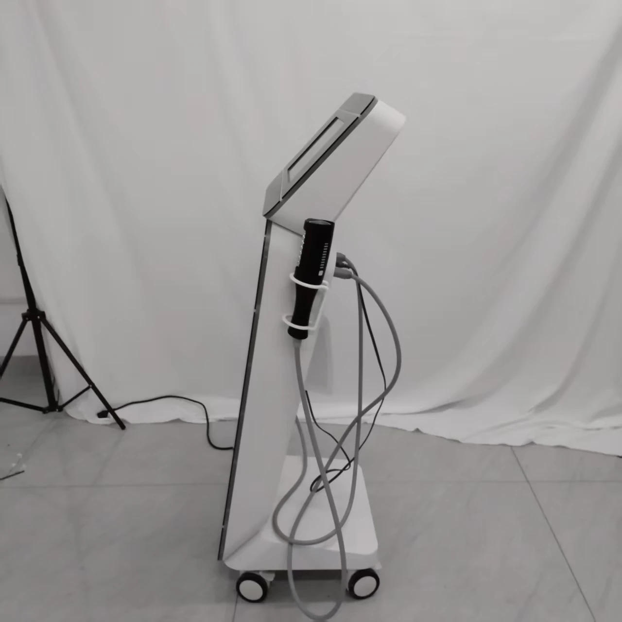 Body Contouring Device 6500W Magnetic Slimming CE Certified Safe Portable Multi Tech Muscle Activation Fat Reduction Equipment