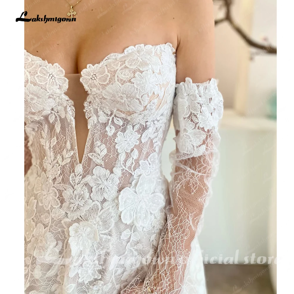 Lakshmigown Schulterfreies langes Brautkleid mit abnehmbaren Ärmeln, Sweetheart-Ausschnitt, vollständig aus Spitze, A-Linie, maßgeschneidert. – Detail 8