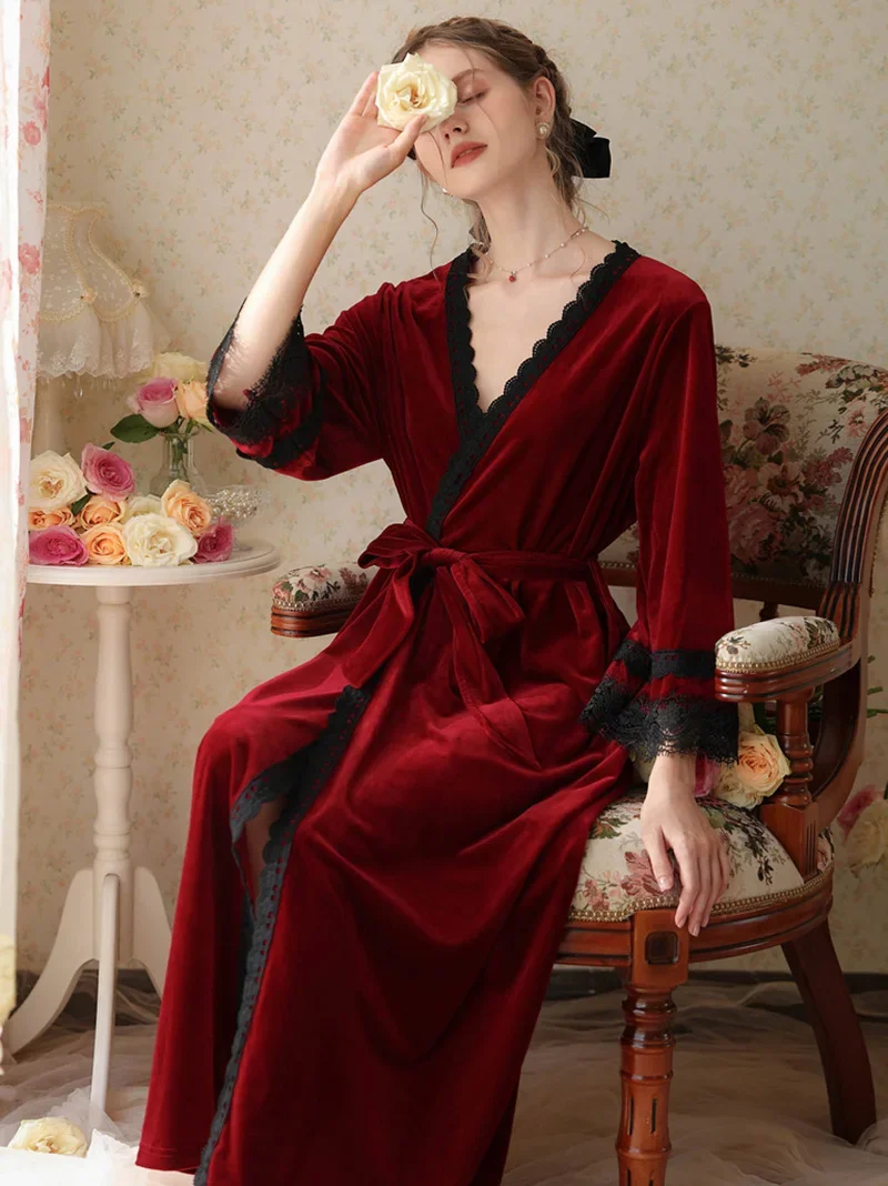 Elegant Velour Robe Pleuche Velvet Long Night Dress Robes for Women Homewear French Courty Vintage Nightgown Bathrobe Sleepwear