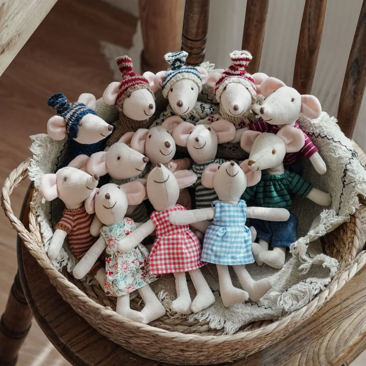 1PCS Boneco de Pelúcia Rato, Brinquedo Macio de Pelúcia para Crianças, Presente de Aniversário e Feriado, Decoração de Quarto, Brincadeira de Faz de Conta