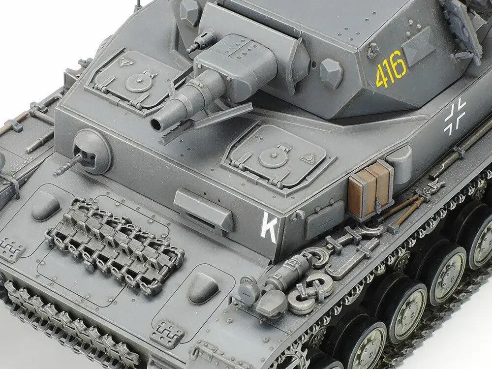 Tamiya 35374 1/35 Scale Model Tank Kit WWII German Panzer IV Ausf.F Sd.Kfz.161 Model Building