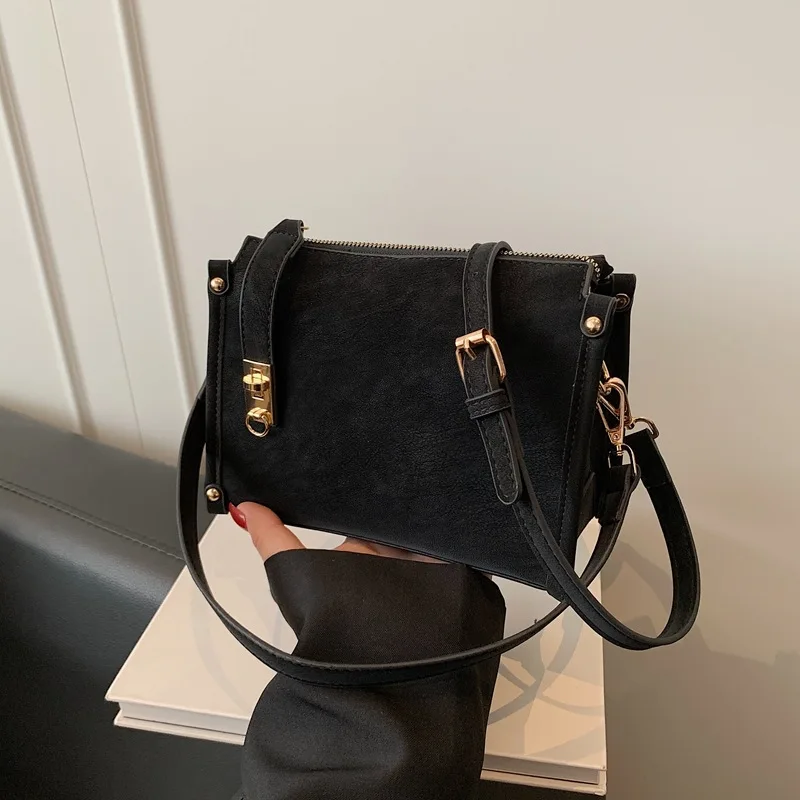 

2025 Winter Big Work Tote for Professionals, Spacious Laptop Bag Multi-functional Shoulder Crossbody, Commuter Bag for Office​