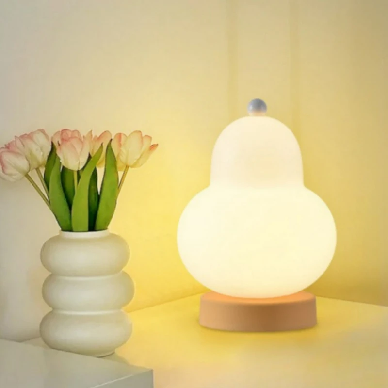 

LED Cream Pear Table Light USB Charging Atmosphere Lights Bedroom Bedside Lamp Reading Light Children's Room Decoration Light