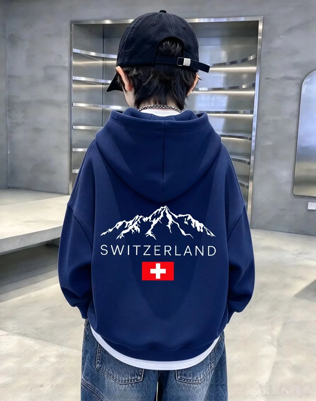 Latest Swiss mountain-style print children's hooded sweatshirt. Men's and women's casual loose-fitting long-sleeved pullover.