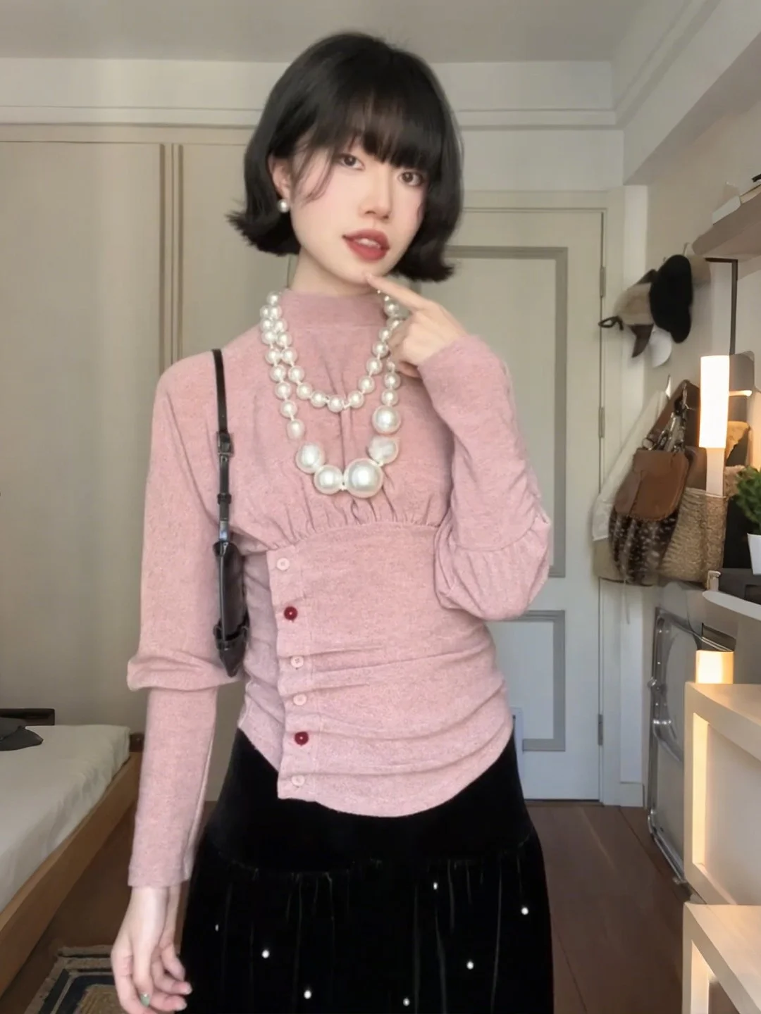 

Корейская нежно-розовая футболка с длинным рукавом для женщин, весенний дизайн, топ с защипами на талии, утягивающий фигуру, из смеси хлопка и полиэстера, комфортная посадка